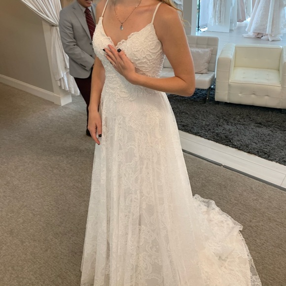 Lillian West Wedding Dress - Picture 9 of 13